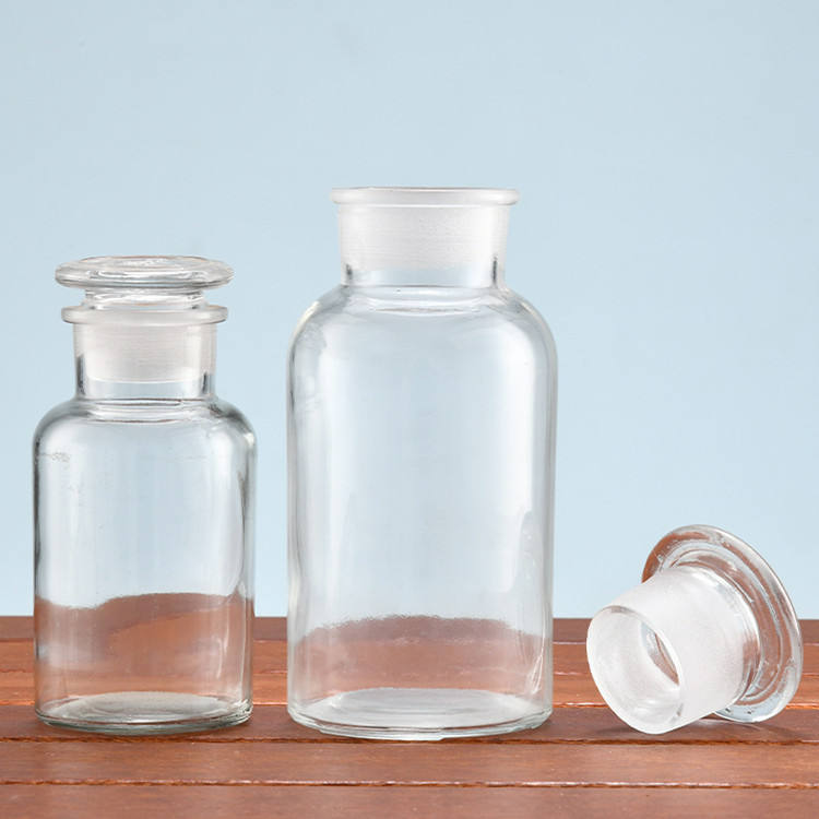 Glass Reagent Laboratory Bottle